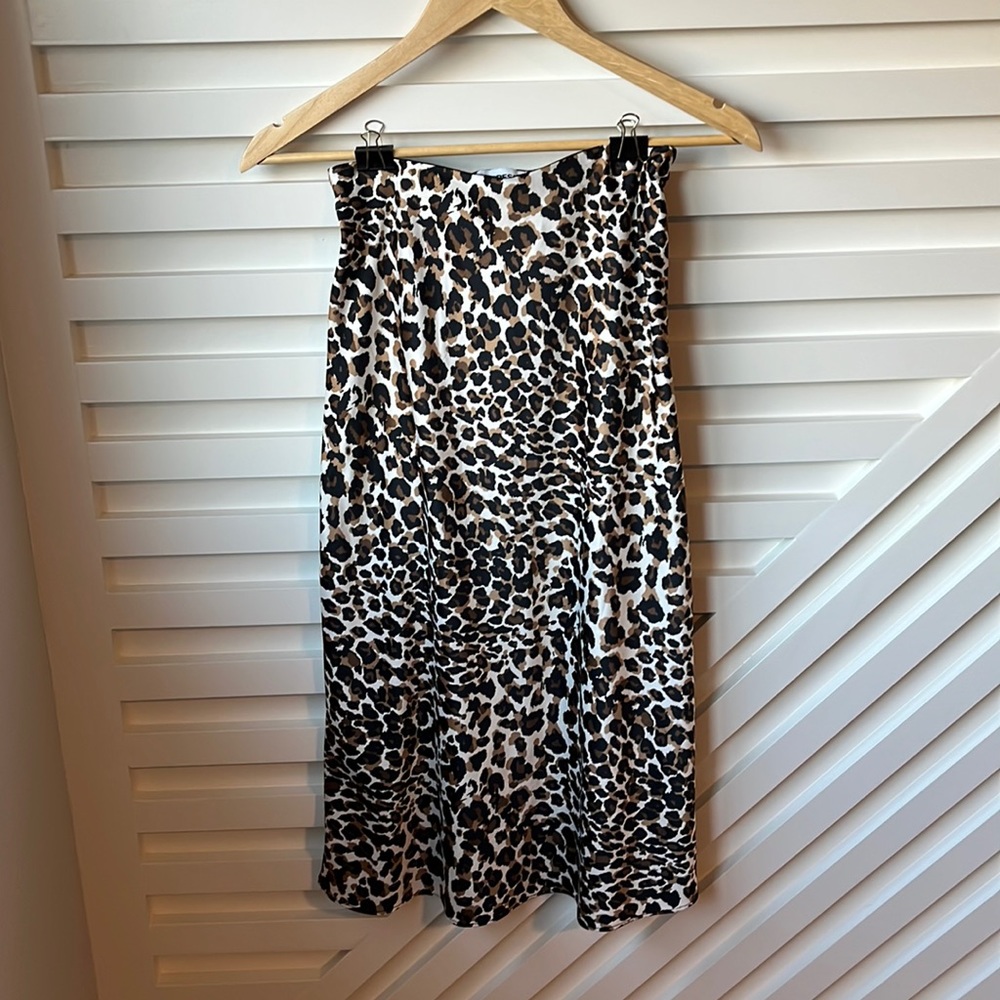 Express Midi Skirt
